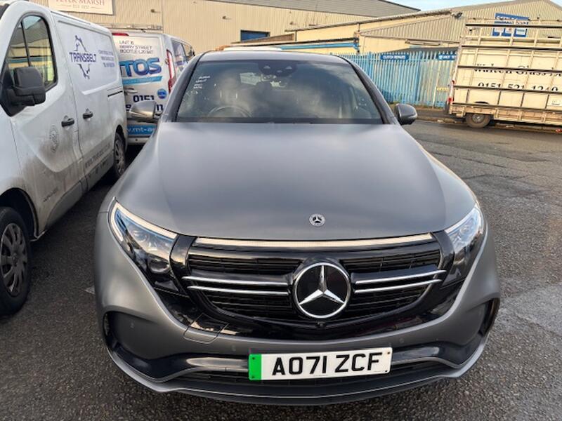 MERCEDES-BENZ EQC